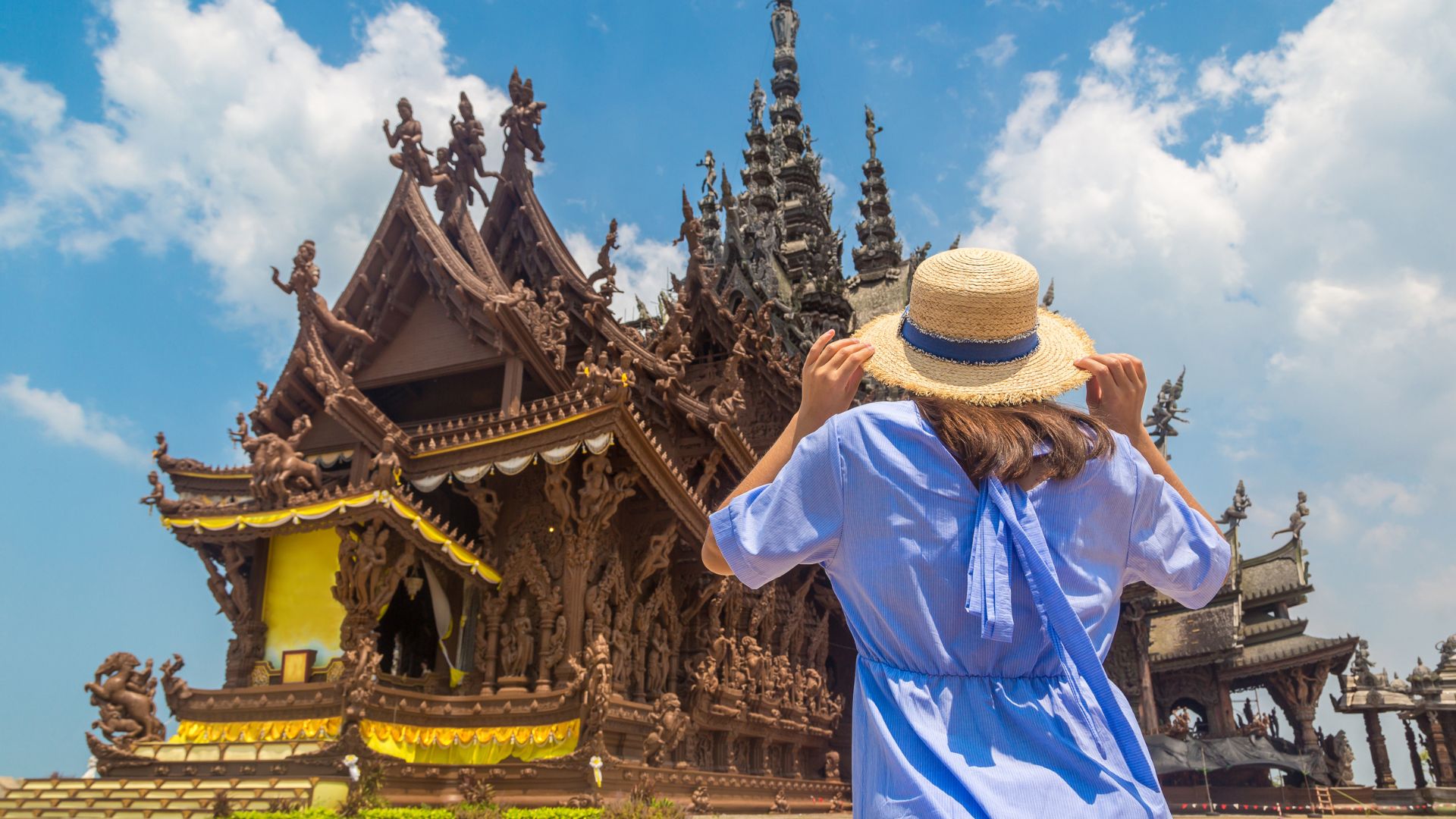 Pattaya attractions and tours in Thailand